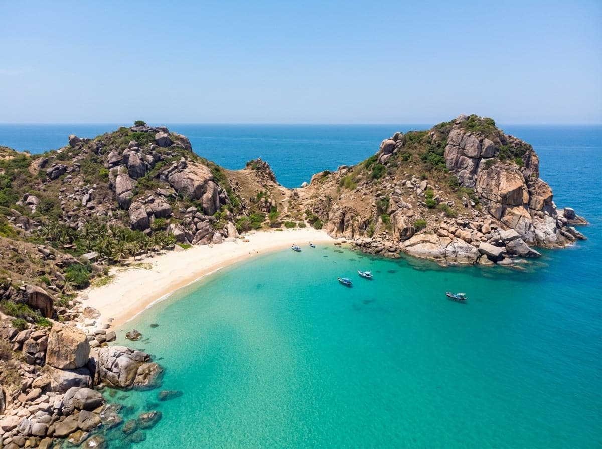 Top 5 Bãi Biển Đẹp Nhất Quy Nhơn Bạn Không Thể Bỏ Lỡ